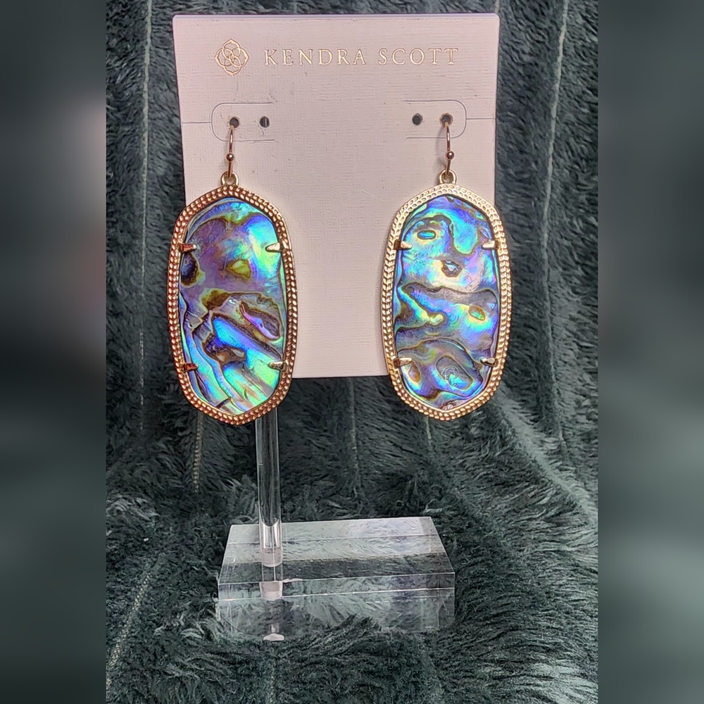 Kendra Scott Earrings in Gold